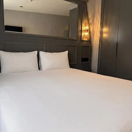 Peri Boutique Taksim 3*